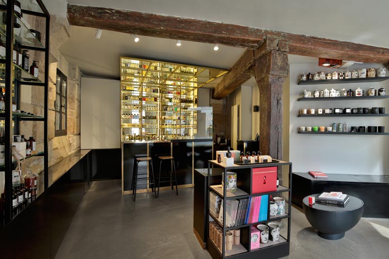 Intérieur de Liquides Parfums, 9 rue de Normandie
